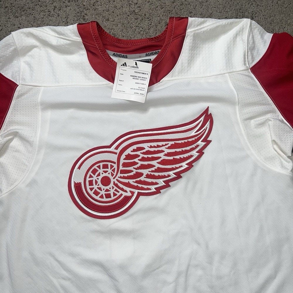 NEW adidas Men's 52 Detroit Red Wings Away PRIMEGREEN Authentic Jersey #3 - Picture 2 of 7